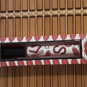 NIB victoria secret just a kiss roller ball eau de parfum 23 FL oz